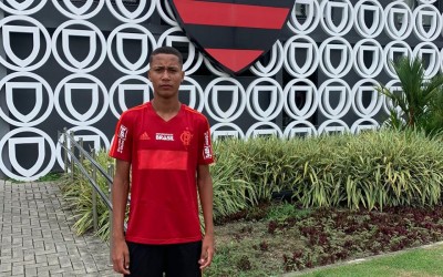 Atacante da base do Retrô é emprestado para o Flamengo 