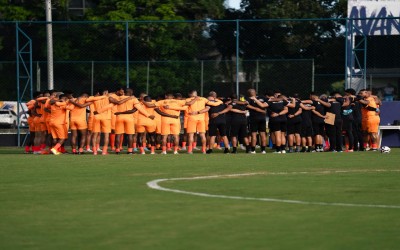 RETRÔ ENCARA O GUARANI NA ARENA DE PERNAMBUCO