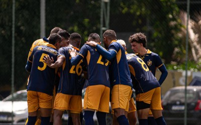 RETRÔ ESTREIA CONTRA O VITÓRIA NO PERNAMBUCANO 