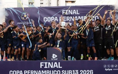 DNA RETRÔ: BASE DA FÊNIX TERMINA PRIMEIRO SEMESTRE EM ALTA.
