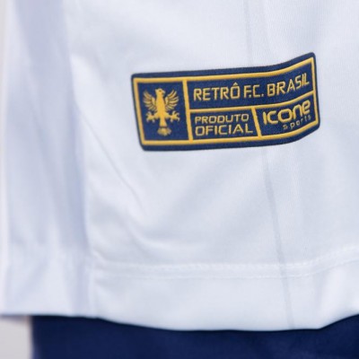 Camisa Retrô - Branca Padrão 2020/22 - Foto 4